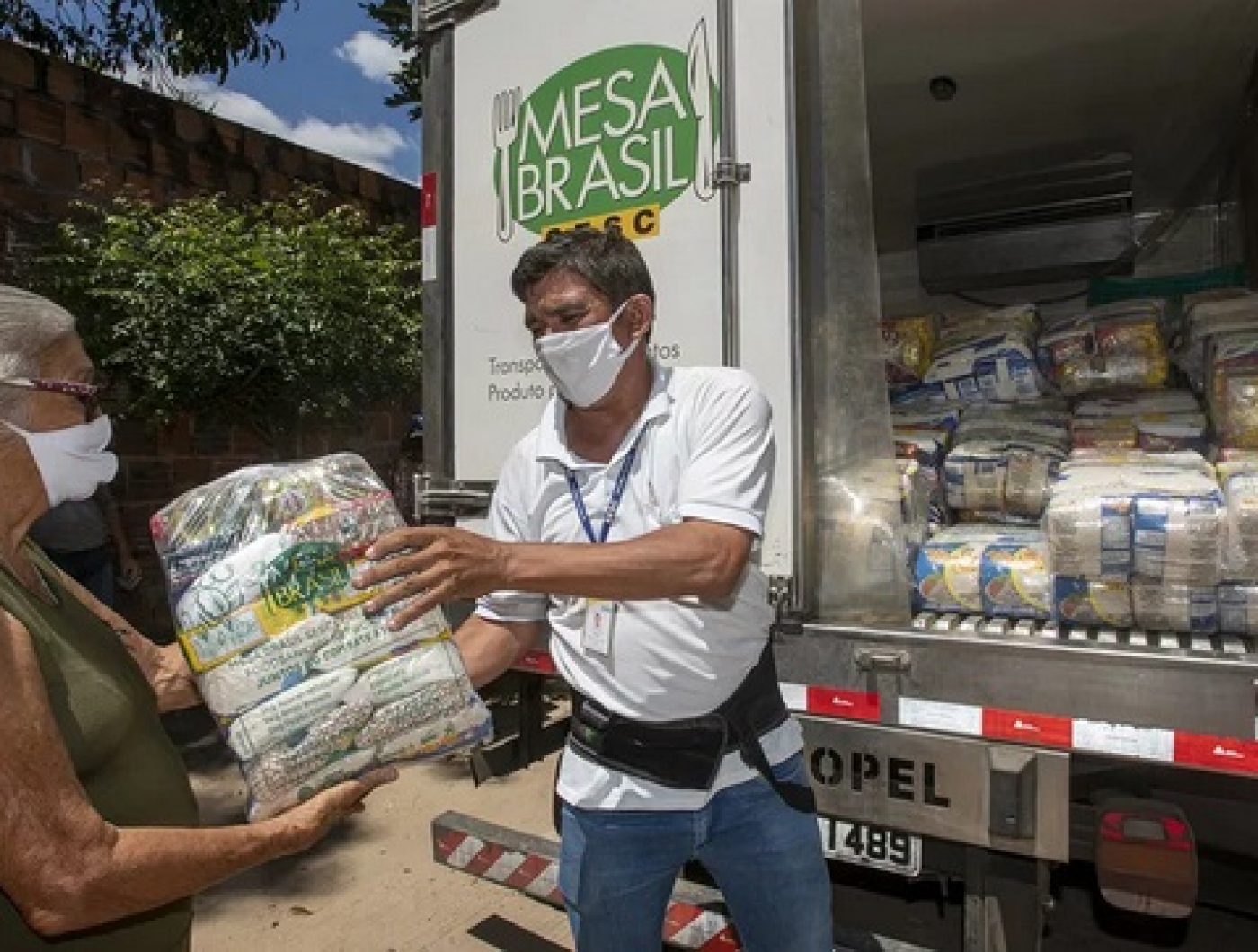 Mesa Brasil – duas décadas doando alimentos